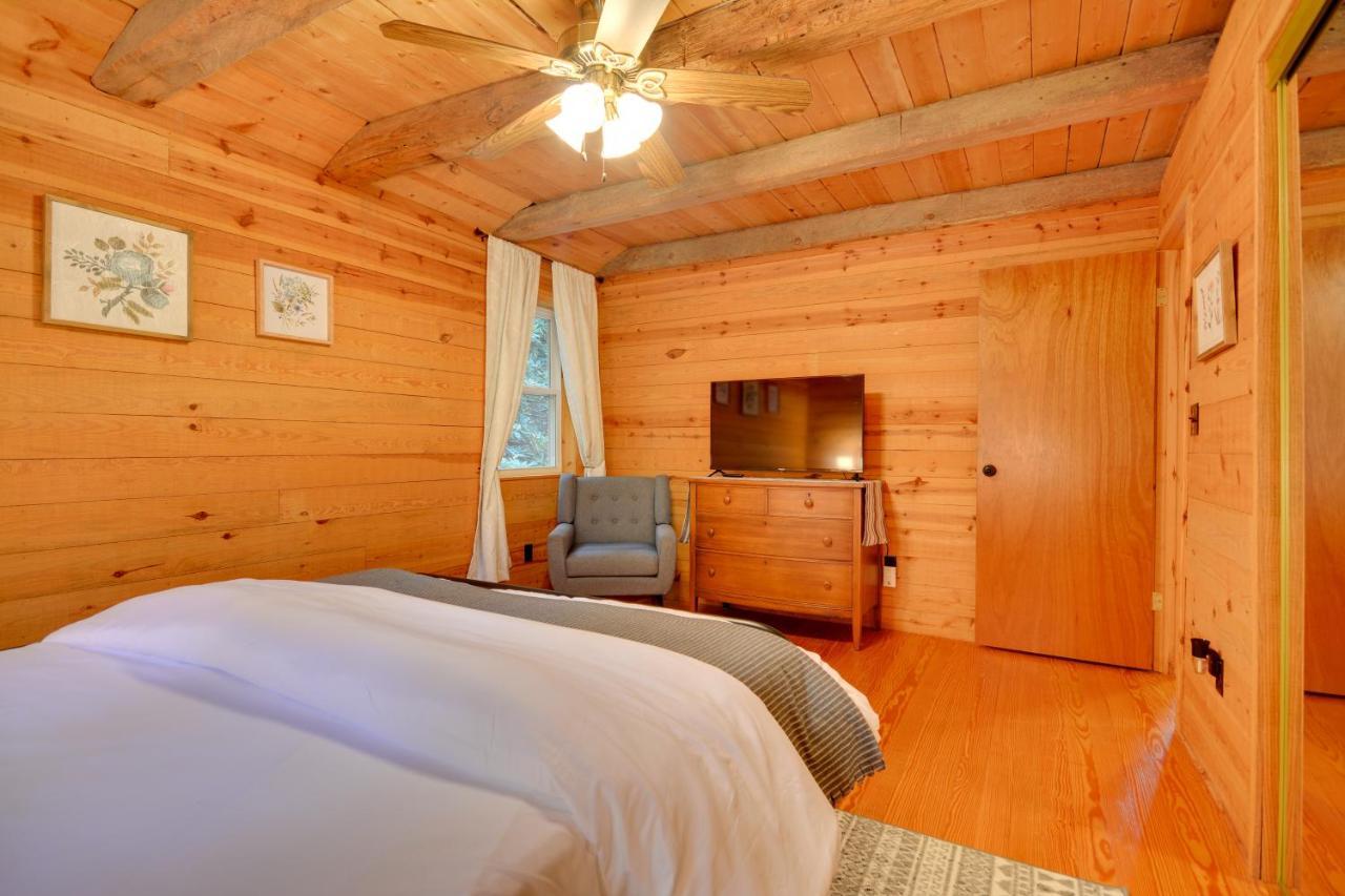 Serene Fancy Gap Cabin Retreat In Private Setting! Exteriör bild